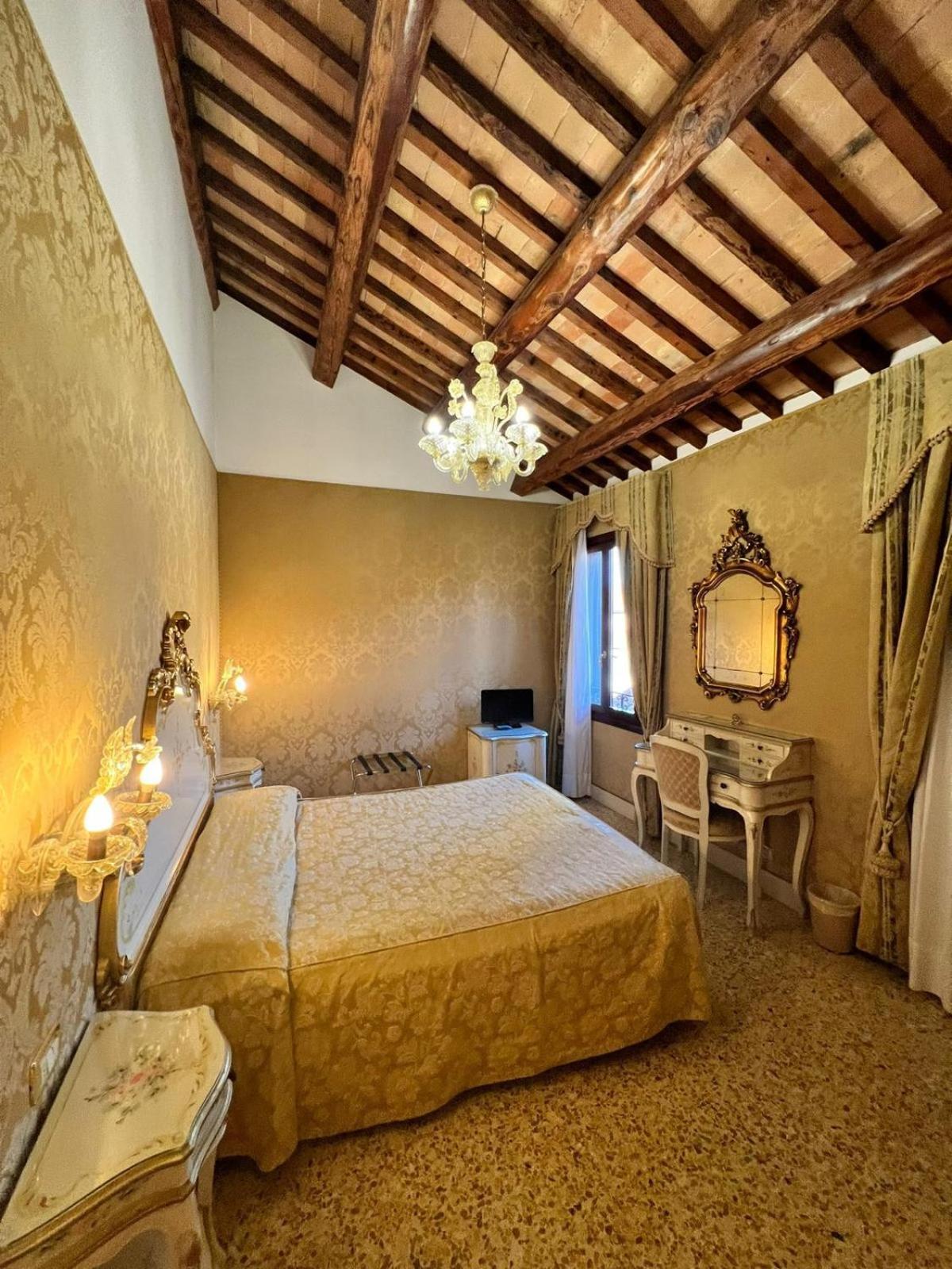 Hotel Ca' Dogaressa Βενετία Εξωτερικό φωτογραφία